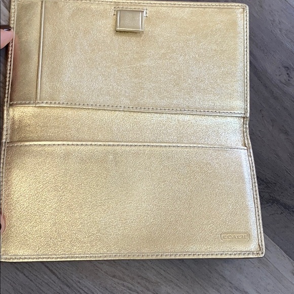 NWOT Coach Wallet - Picture 8 of 9